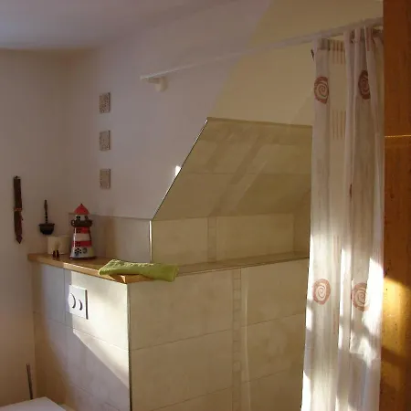 Appartement Ferienscheune Alt Reddevitz