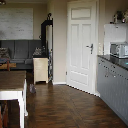 Ferienscheune Appartement Alt Reddevitz